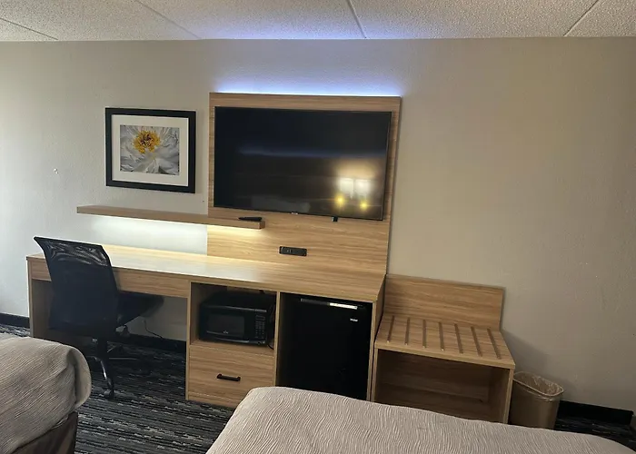 Quality Inn Rochester South